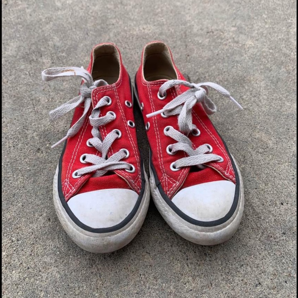 Kids converse